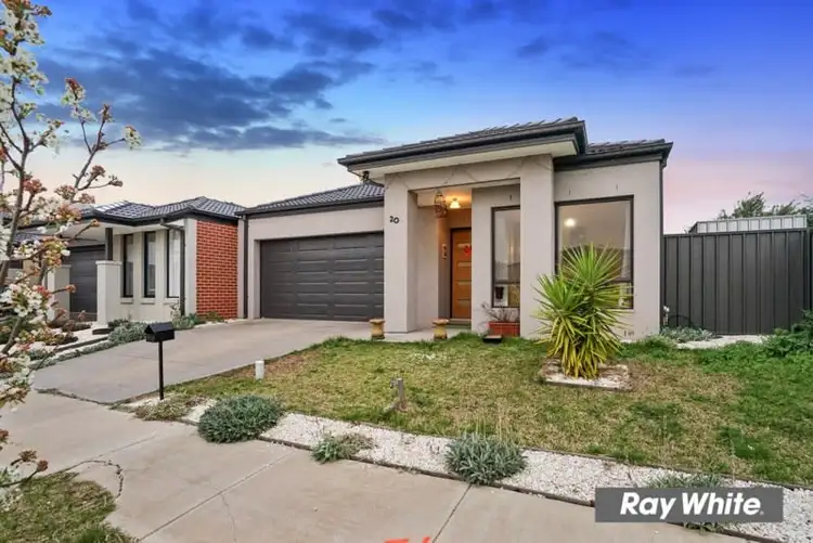 Second view of Homely house listing, 20 Canunda Way, Tarneit VIC 3029