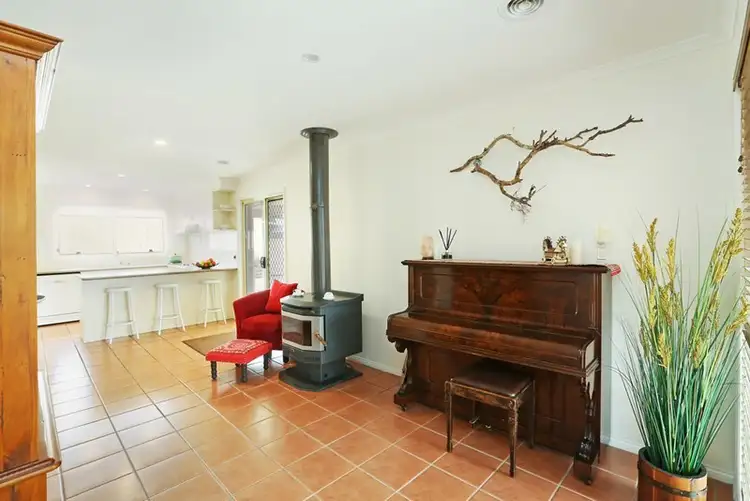 Seventh view of Homely house listing, 2 Lipson Drive, Lara VIC 3212