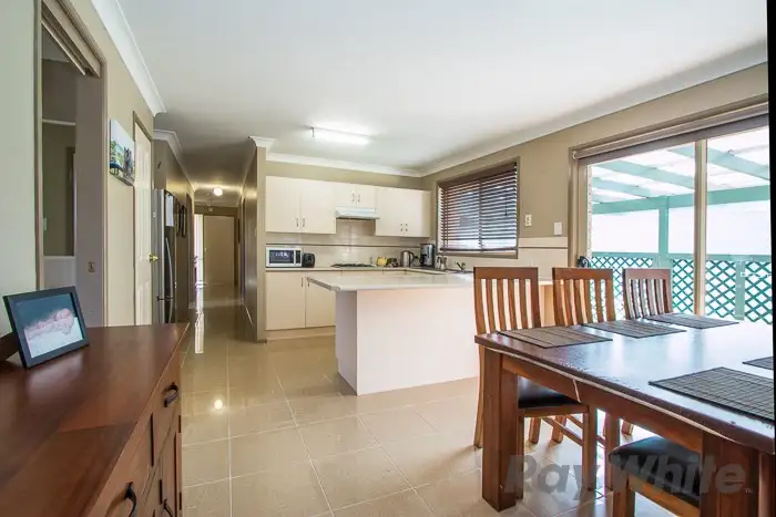 Second view of Homely house listing, 7 Highland Way, Fletcher NSW 2287