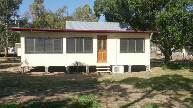 121 Ash Street, Barcaldine QLD 4725