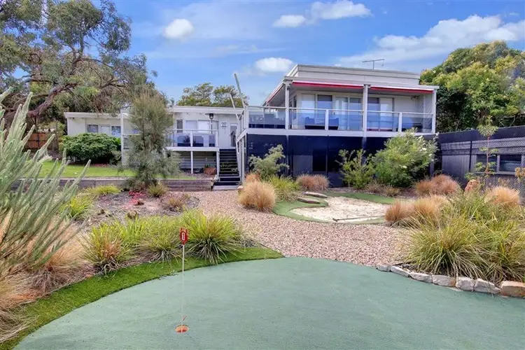 30-32 Goolgowie Street, Rosebud VIC 3939