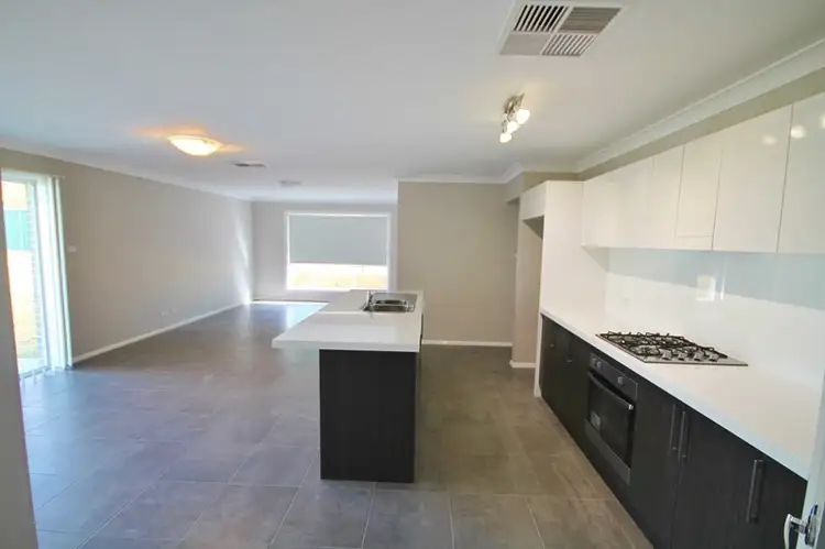Fourth view of Homely house listing, 8 Molloy Place, Young NSW 2594