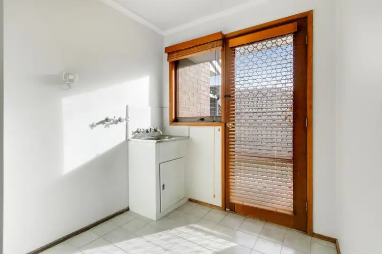 Seventh view of Homely house listing, 9 Hellenic Court, Carrum Downs VIC 3201
