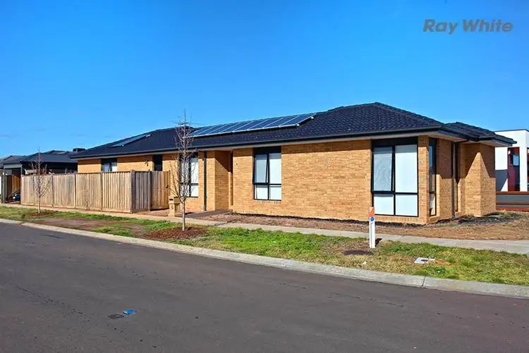 Second view of Homely house listing, 14 Ceratta Crescent, Tarneit VIC 3029