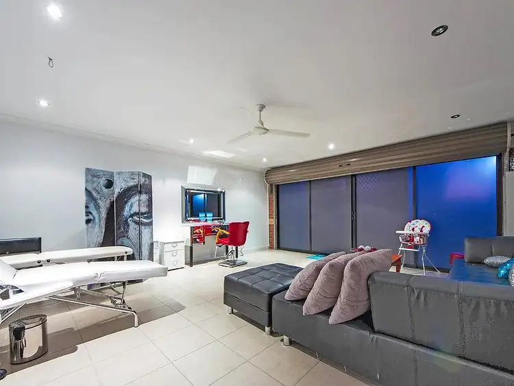 Seventh view of Homely house listing, 4 Princeton Close, Truganina VIC 3029