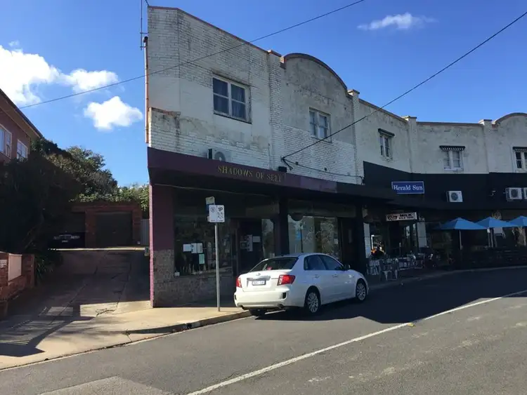Second view of Homely block of units listing, 112, 112A, 114 Fordham Avenue, Camberwell VIC 3124