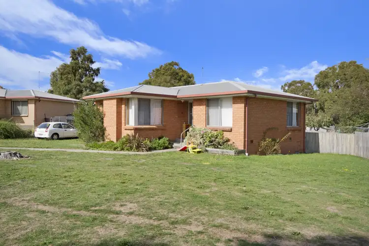 33 Pioneer Parade, Ravenswood TAS 7250