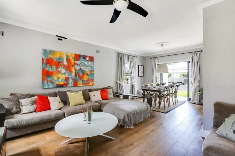 Sixth view of Homely house listing, 2A Greenfield Avenue, Middle Cove NSW 2068
