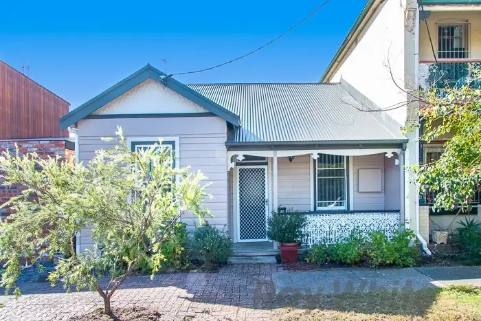 52 Hebburn Street, Hamilton East NSW 2303