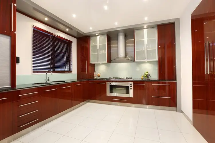 Fourth view of Homely house listing, 10 Hill Edge Court, Lysterfield South VIC 3156