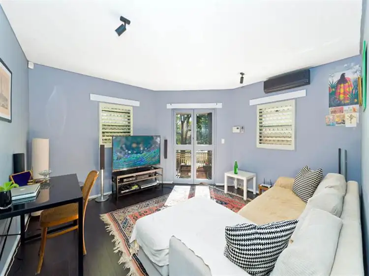 1 Sydney Place, Woolloomooloo NSW 2011