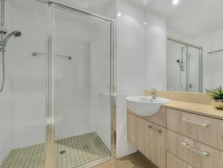 Sixth view of Homely apartment listing, 51 HOPE Street, Spring Hill QLD 4000