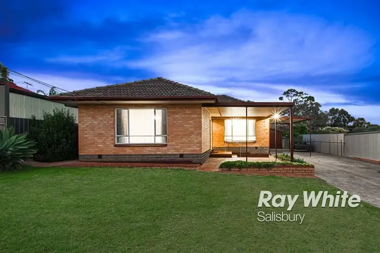9 St Clair Avenue, Para Hills SA 5096