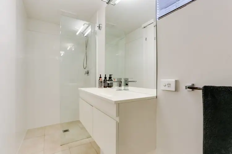 Seventh view of Homely apartment listing, 3/17 Dunmore Terrace, Auchenflower QLD 4066