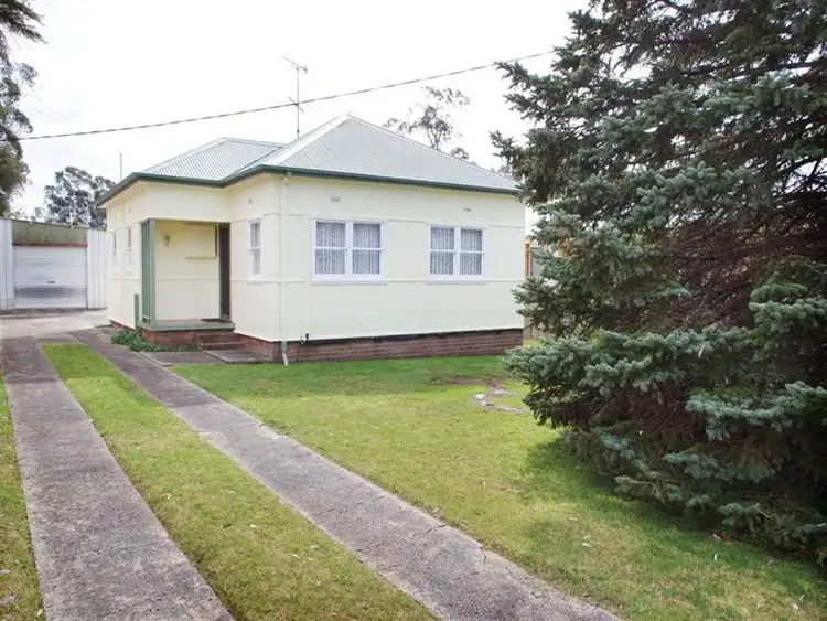 24 Ellsworth Avenue, Mittagong NSW 2575