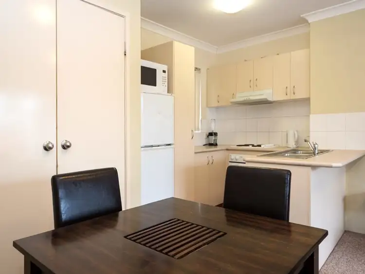 Third view of Homely unit listing, 31/11 'Chapala Apartments' Owens Lane, Southport QLD 4215