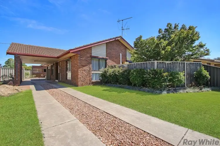 25 Monds Avenue, Benalla VIC 3672