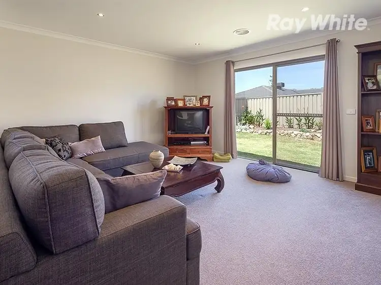 Fifth view of Homely house listing, 7 Lawson Circuit, Lavington NSW 2641