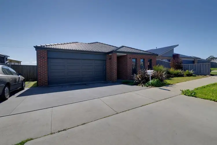 Third view of Homely house listing, 15 Christian Rise, Traralgon VIC 3844