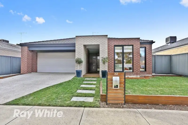 Main view of Homely house listing, 32 Grand Lakes Way, Lara VIC 3212