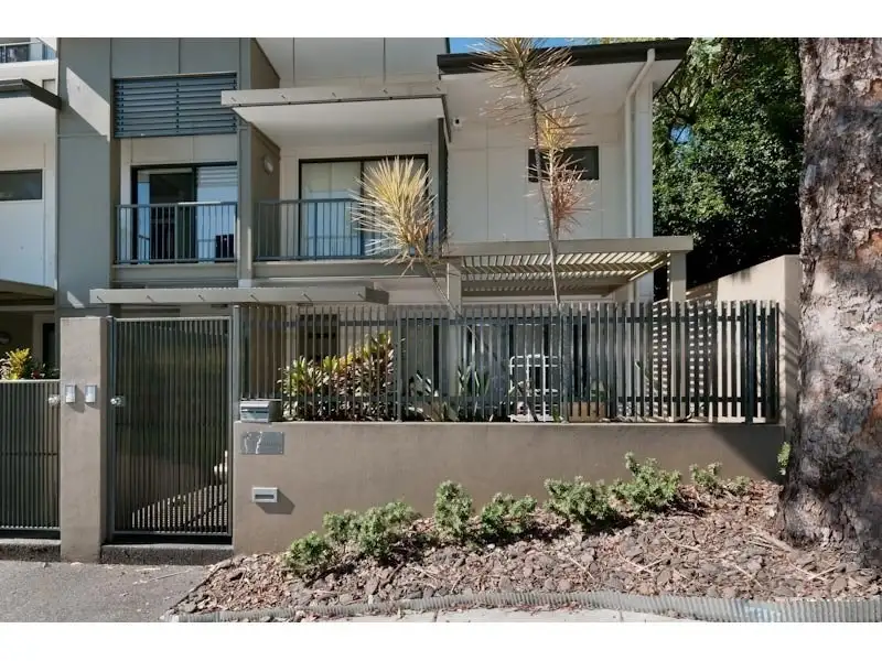 Main view of Homely townhouse listing, 28 Manning Street, Milton QLD 4064