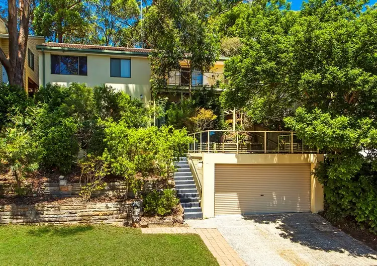 32 Hopetoun Street, Forresters Beach NSW 2260