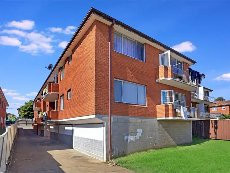 7/19 Denman Avenue, Wiley Park NSW 2195
