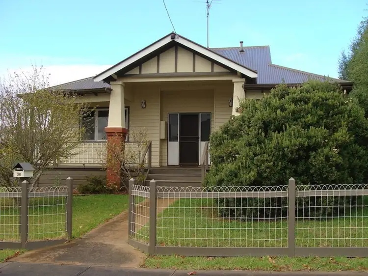 36 Lonsdale Street, Hamilton VIC 3300