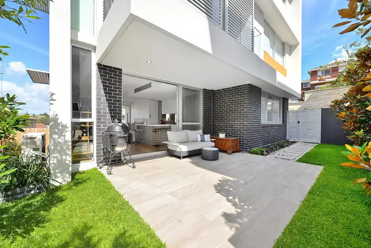 8/3 Severn Street, Maroubra NSW 2035