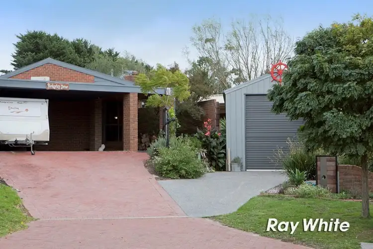 Second view of Homely house listing, 2 Airlie Court, Langwarrin VIC 3910