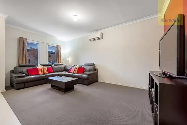 Fifth view of Homely house listing, 37 Cheltenham Close, Craigieburn VIC 3064