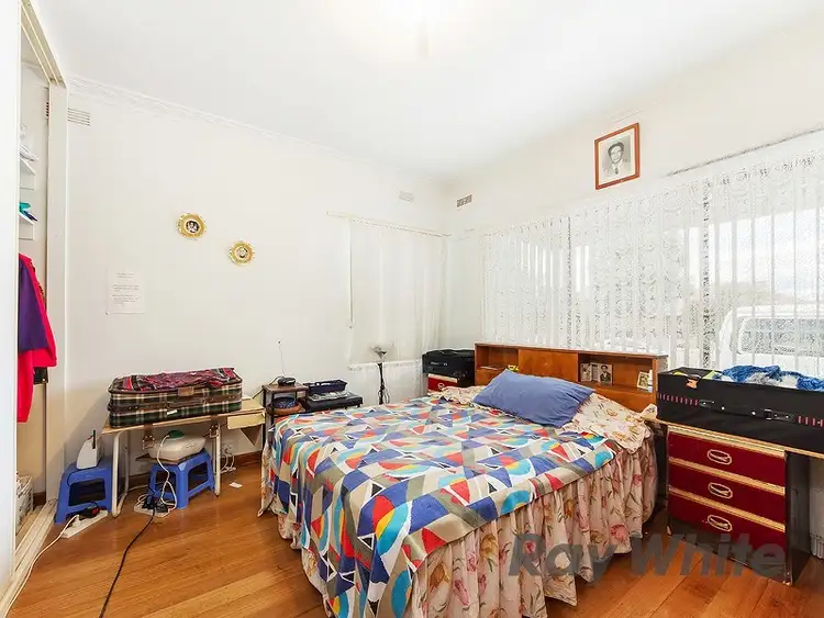 Fourth view of Homely house listing, 1 and 2/4 Alexina Street, St Albans VIC 3021