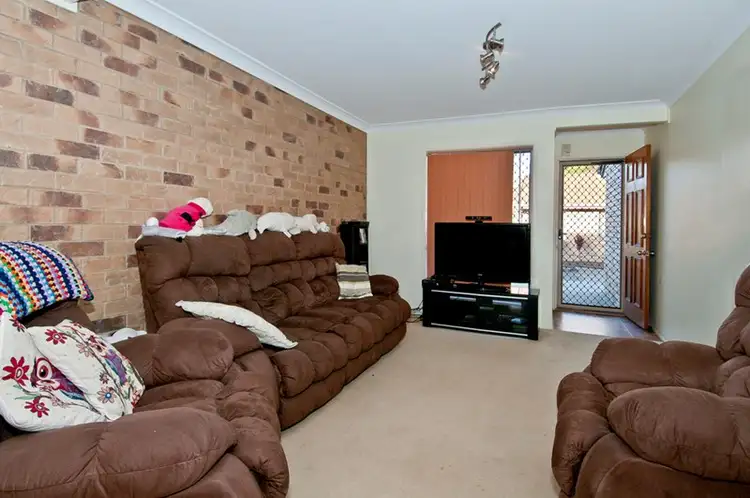 Fifth view of Homely unit listing, 2/5 Delanty Court, Edens Landing QLD 4207