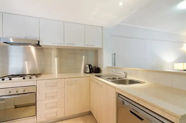 Fifth view of Homely unit listing, 202/51 Hope Street, Spring Hill QLD 4000
