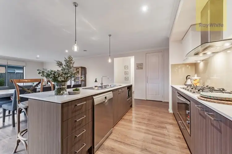 Fourth view of Homely house listing, 28 Cable Circuit, Craigieburn VIC 3064