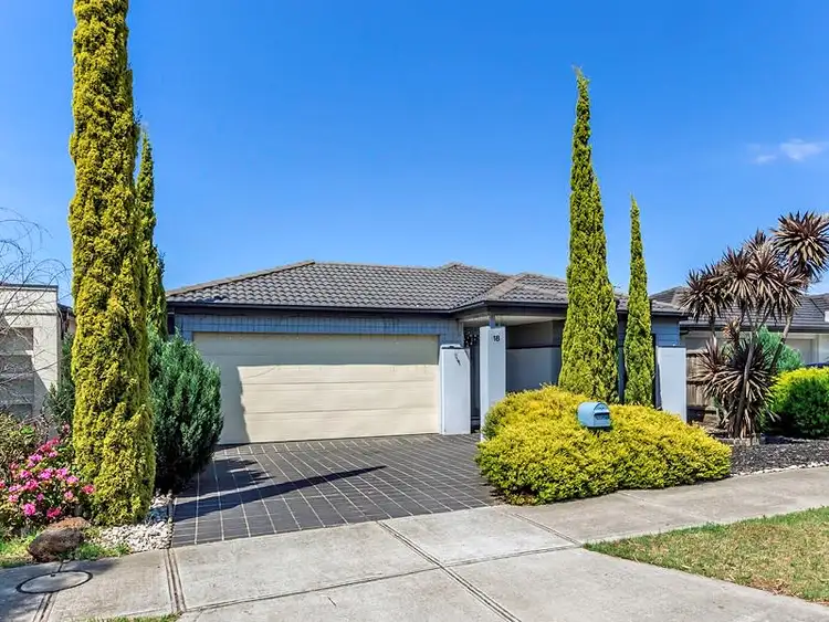 Second view of Homely house listing, 18 Hamish Drive, Tarneit VIC 3029