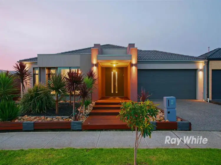 4 Honeybark Crescent, Lyndhurst VIC 3975