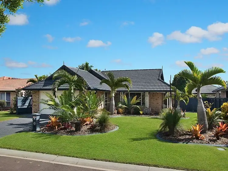 27 Investigator Place, Pelican Waters QLD 4551