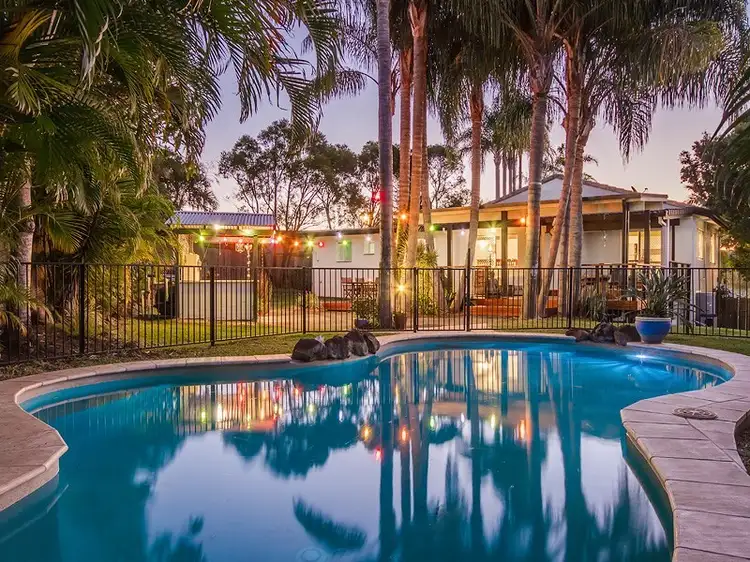 3 Tarbert Close, Merrimac QLD 4226