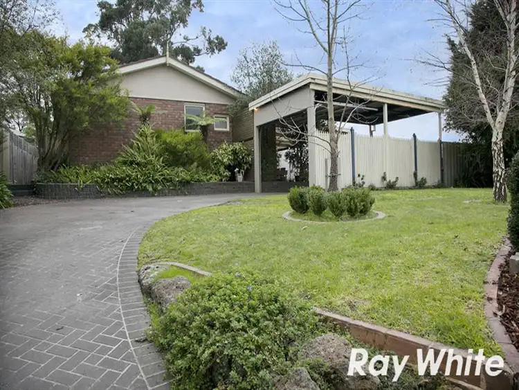 Second view of Homely house listing, 5 Grasswren Close, Langwarrin VIC 3910
