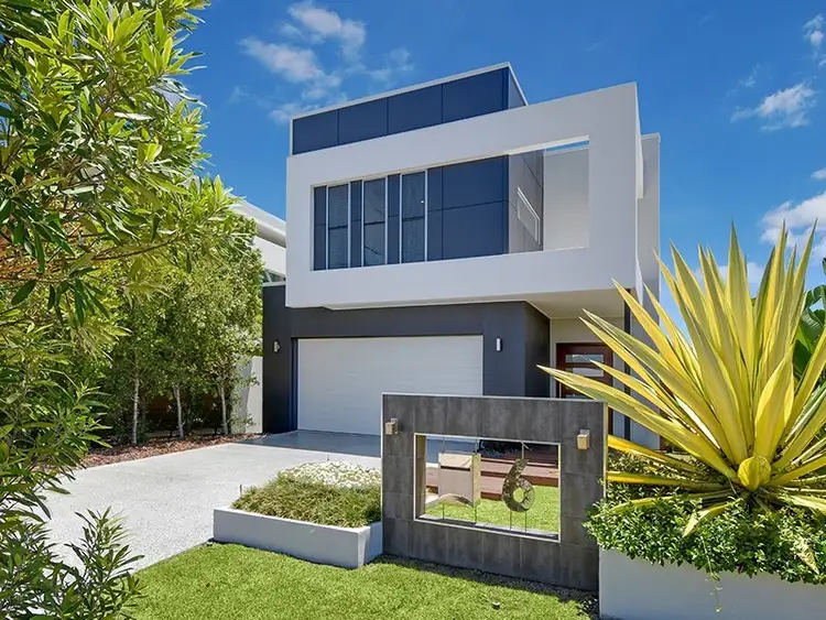 6 Sweep Court, Birtinya QLD 4575