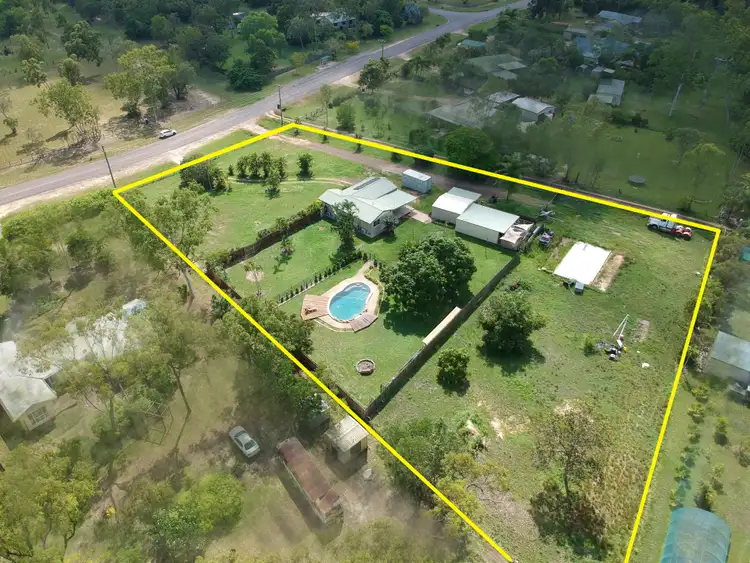 Second view of Homely house listing, 21 Endeavour Road, Bluewater QLD 4818