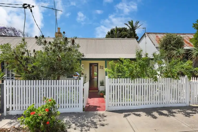 32 Crown Street, St Peters NSW 2044