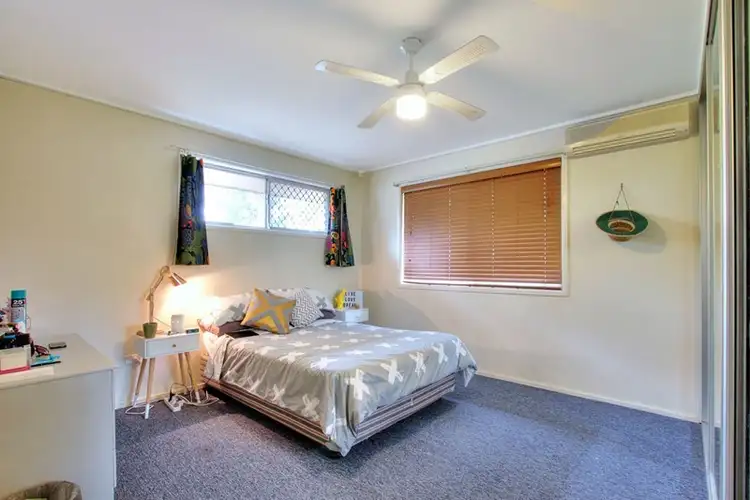 Second view of Homely house listing, 11 Timothy Court, Slacks Creek QLD 4127