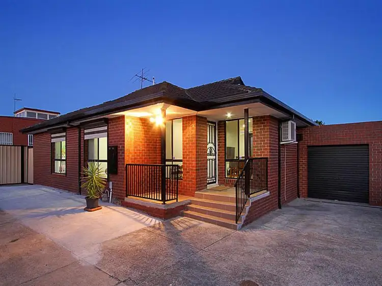 Main view of Homely villa listing, 2/2 Heyington Avenue, Thomastown VIC 3074