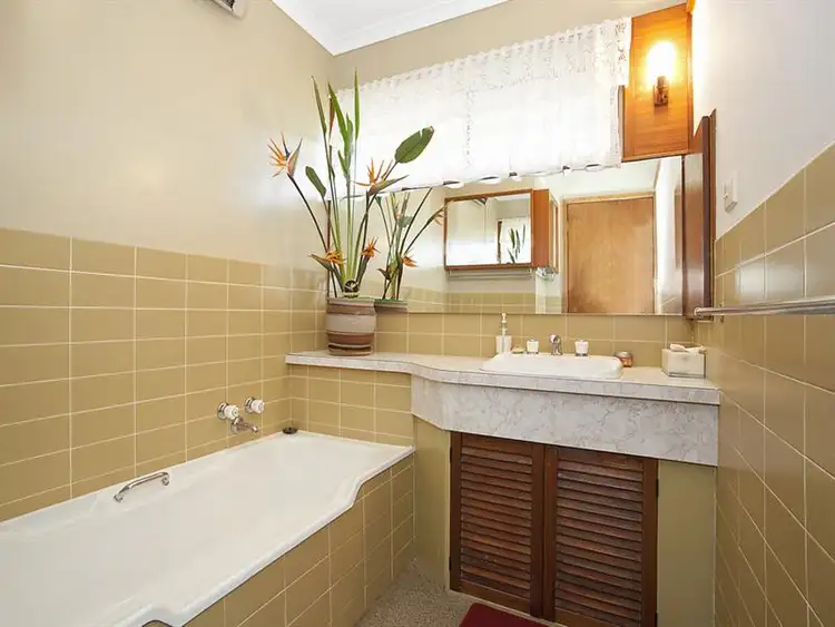 Sixth view of Homely house listing, 18 Skiddaw Crescent, Warrnambool VIC 3280