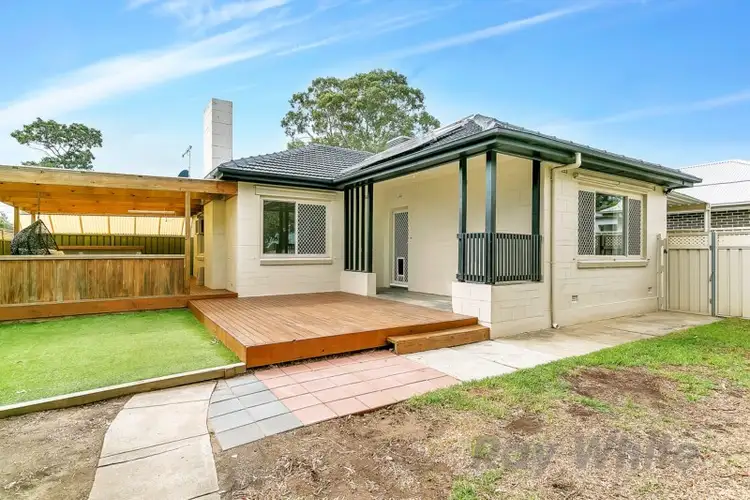 17 York Avenue, Clovelly Park SA 5042