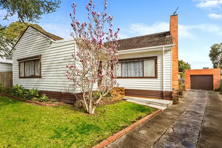18 Glenice Avenue, Blackburn South VIC 3130