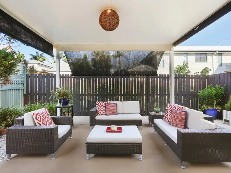 Main view of Homely townhouse listing, 8/9 Windsor Street, Hamilton QLD 4007
