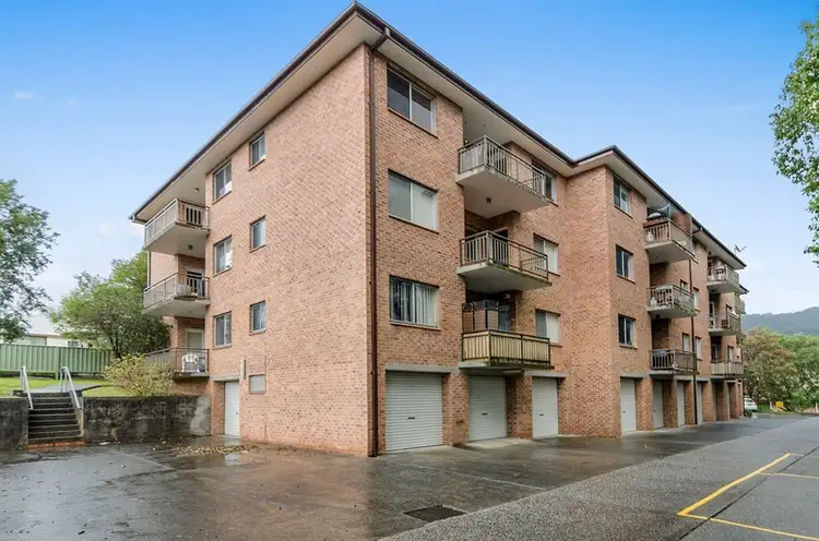 4/6 Pitman Lane, Woonona NSW 2517